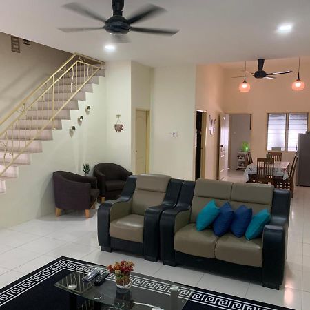 Zillqayyim Homestay Seri Iskandar Exterior foto